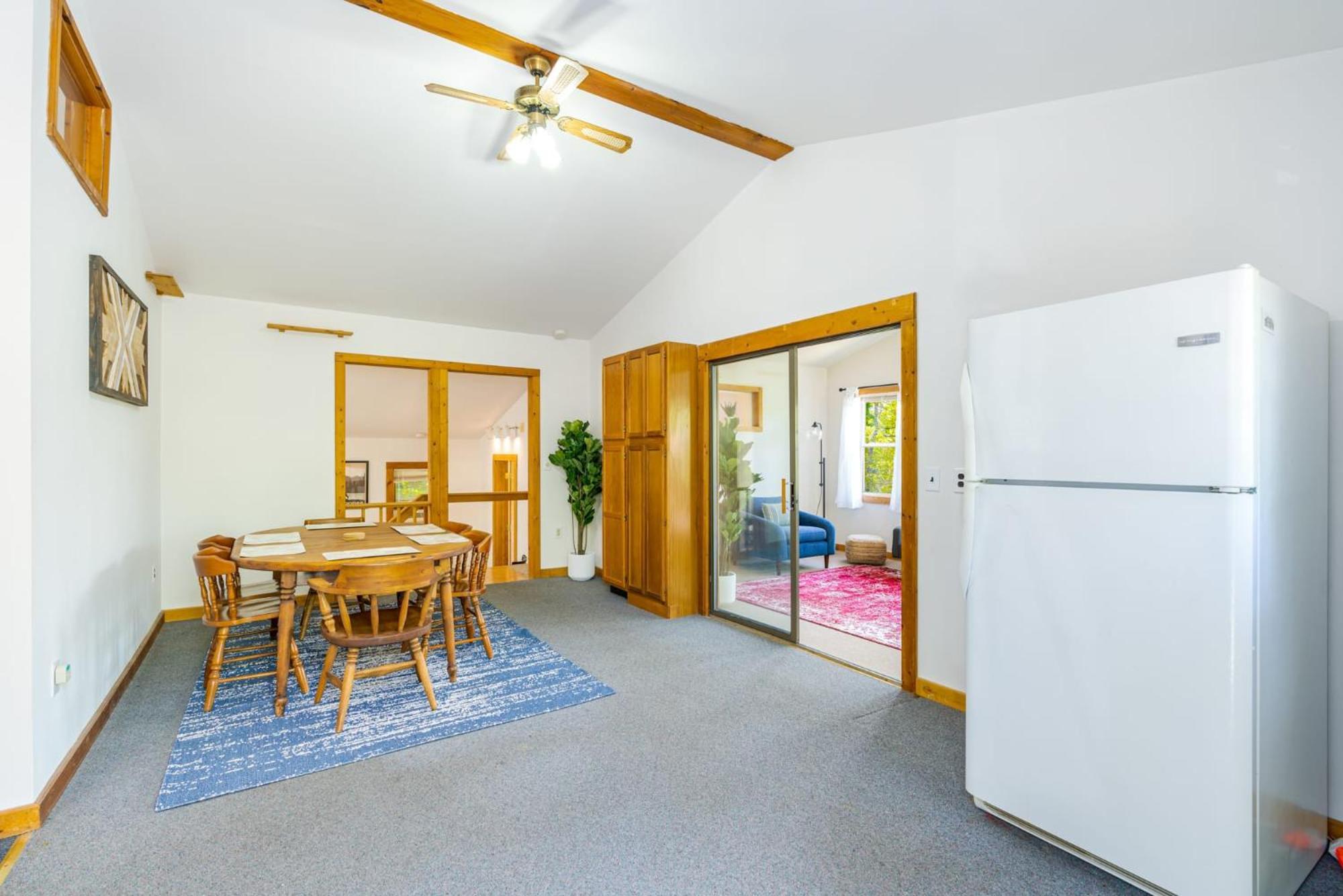 River Access Cabin With Hot Tub, Fire Pit, & Wifi! Morton Grove 외부 사진